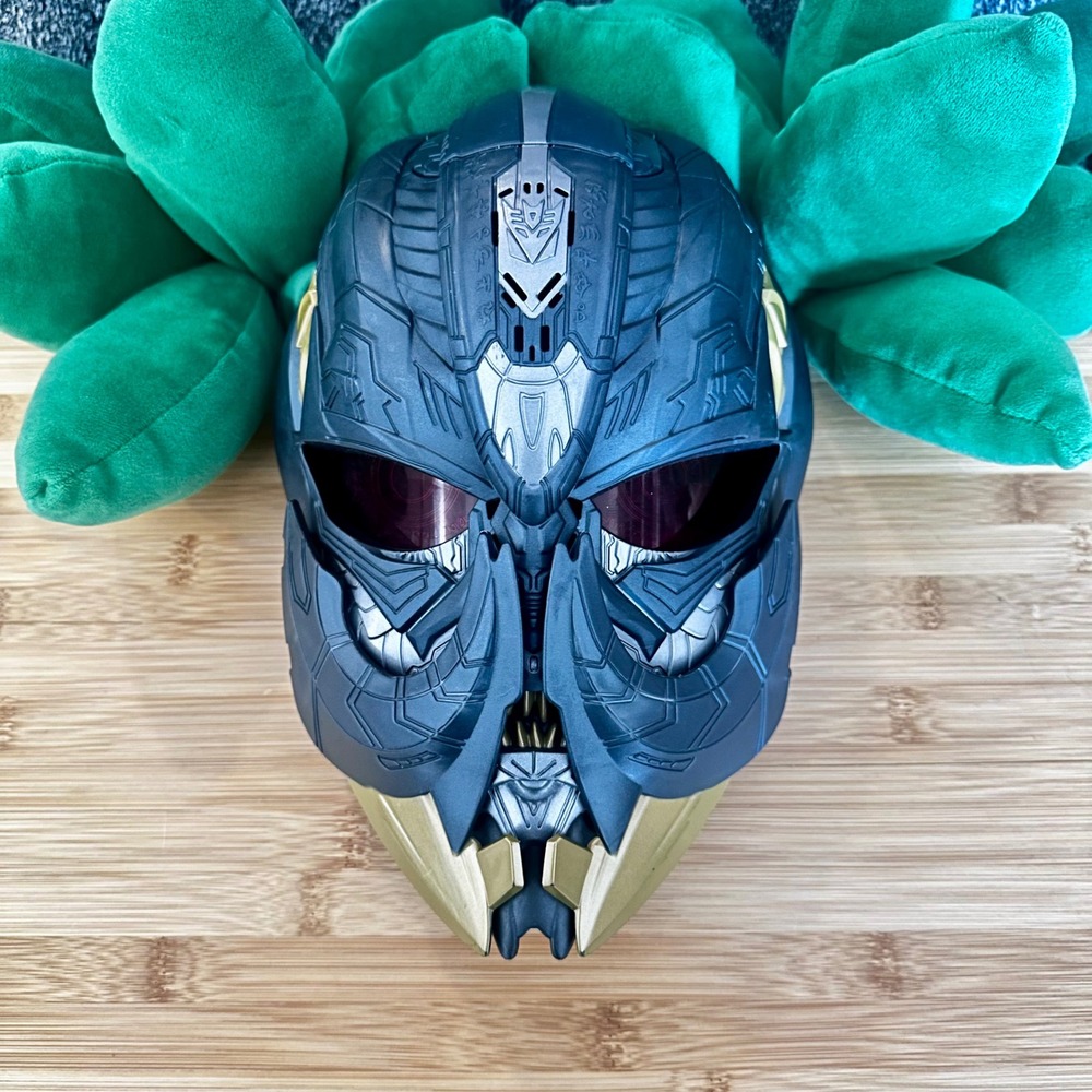 Transformers The Last Knight Megatron Voice Changer Mask Decepticon - UNTESTED